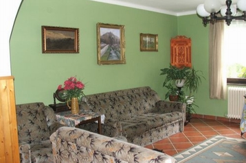 Ungaria Privát Miskolc, Exteriorul